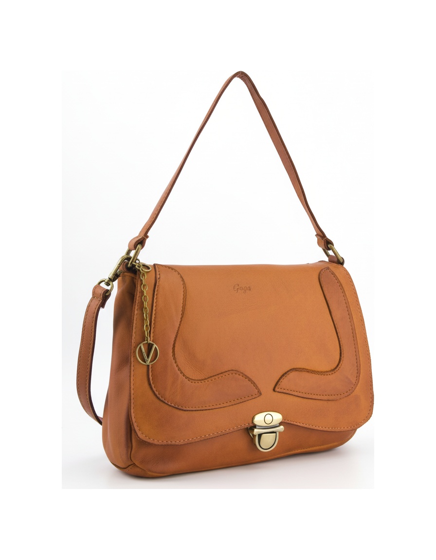 Tan Leather Flap Shoulder Bag with V Charm zdjęcie 1