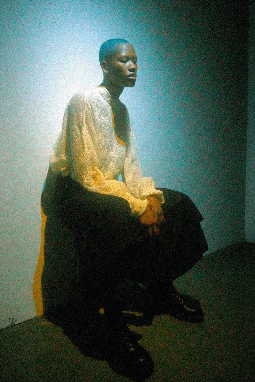 White Open-Knit Sweater with Voluminous Sleeves zdjęcie 4