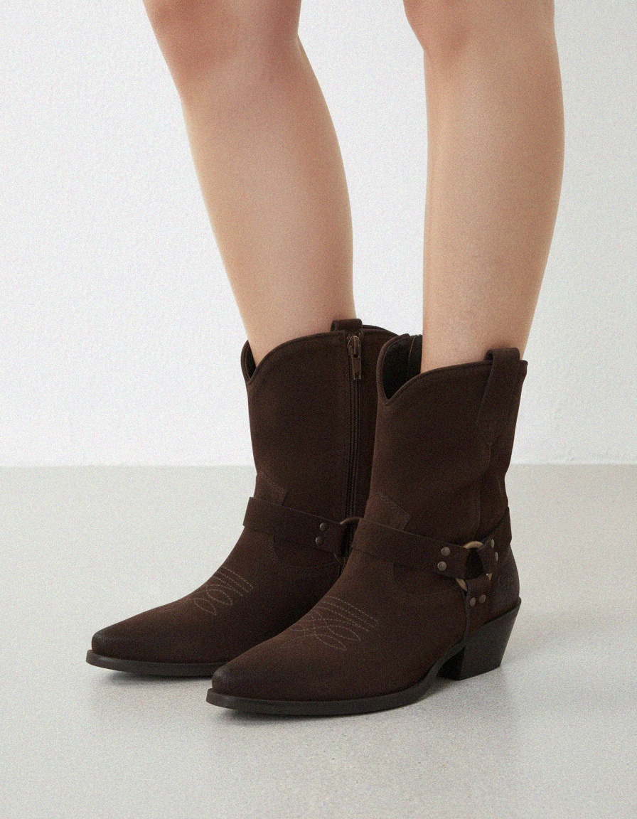 Dark Brown Suede Western Ankle Boots with Harness Detail zdjęcie 2