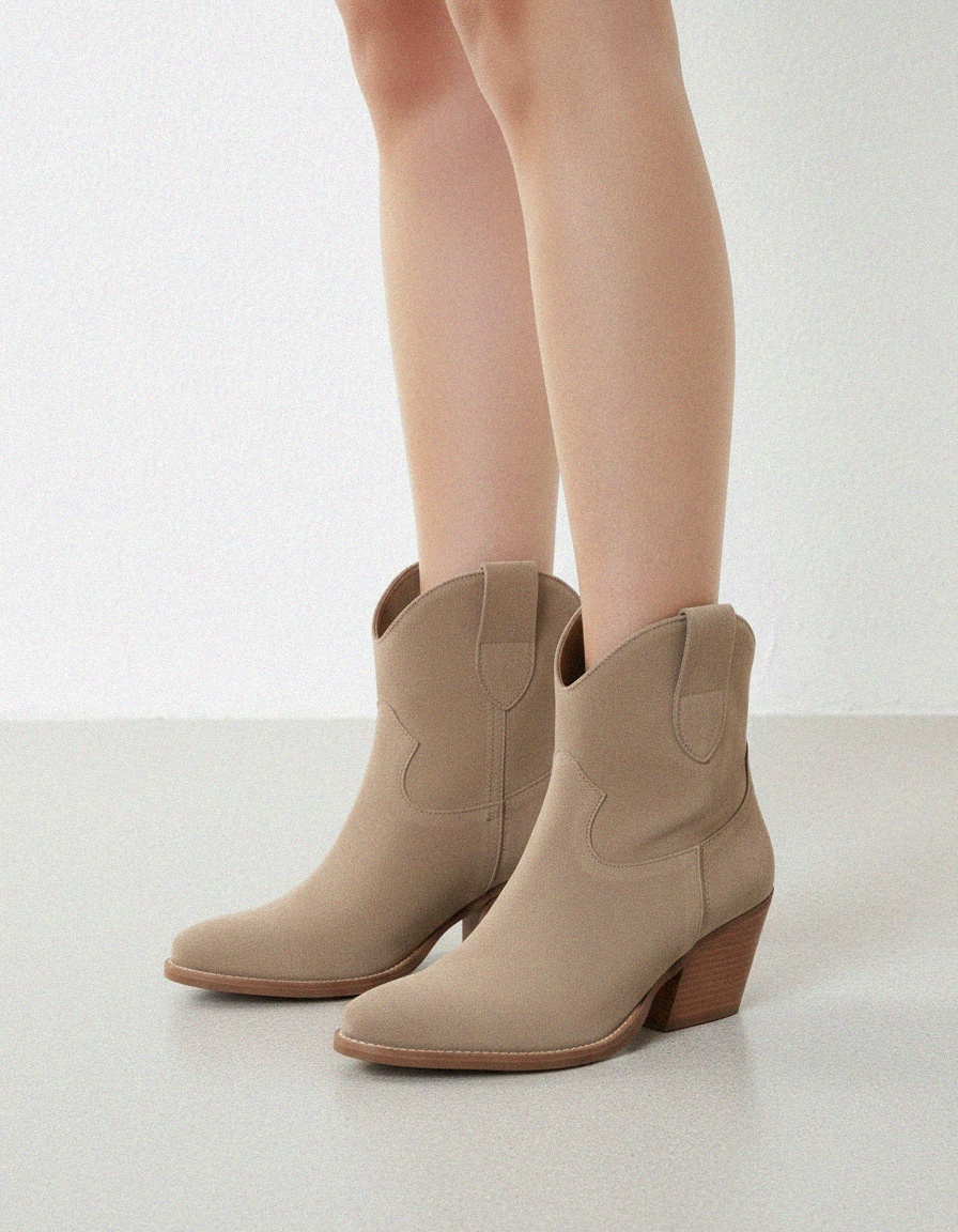 Beige Suede Western Ankle Boots with Block Heel zdjęcie 2