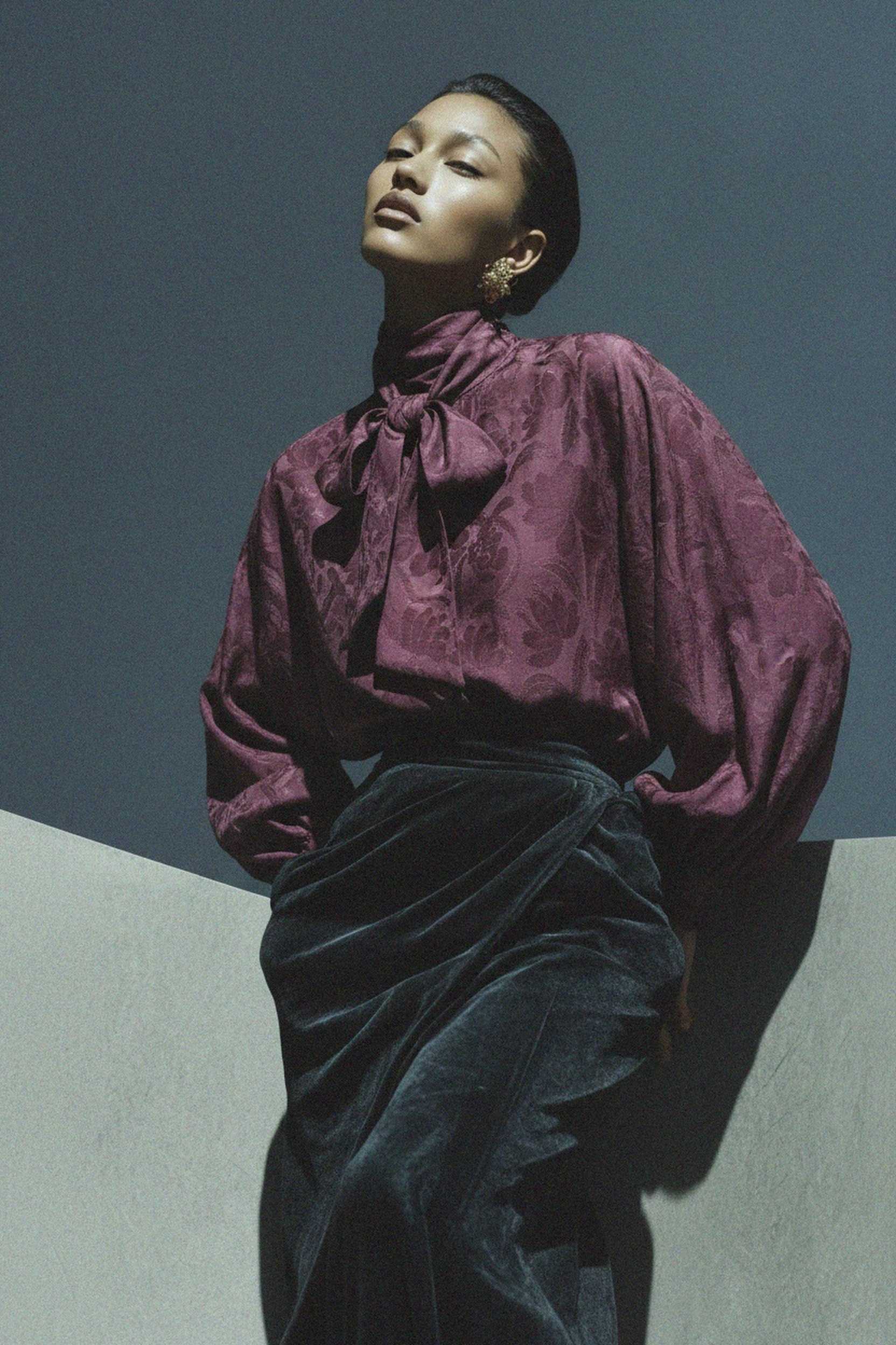 Elegant Patterned Pussy-Bow Blouse zdjęcie 2