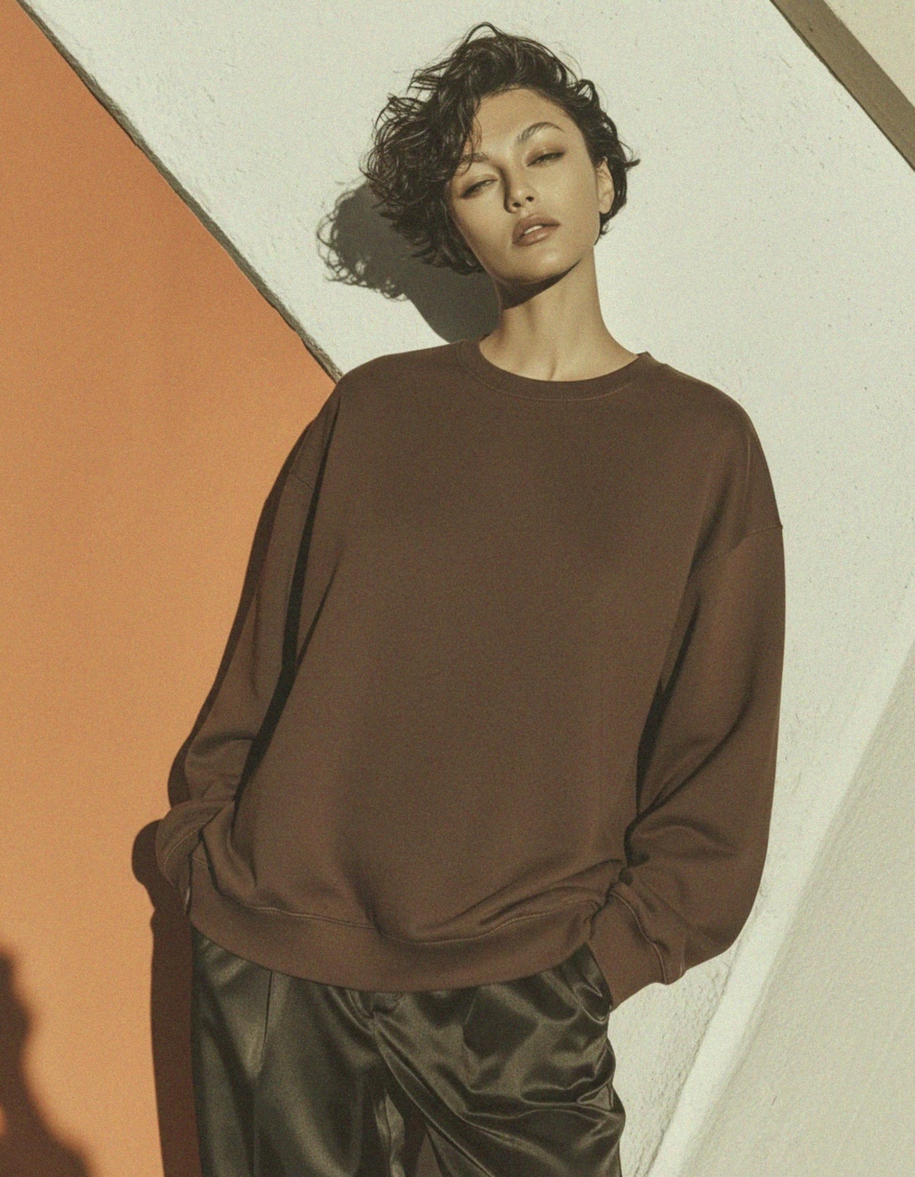 Brown Oversized Crew Neck Sweatshirt zdjęcie 2