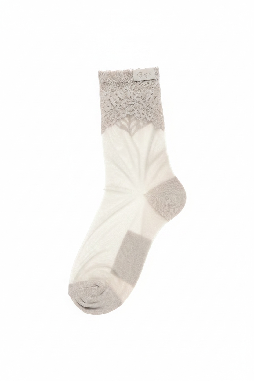 Sheer Ankle Socks with Delicate Lace Trim zdjęcie 1