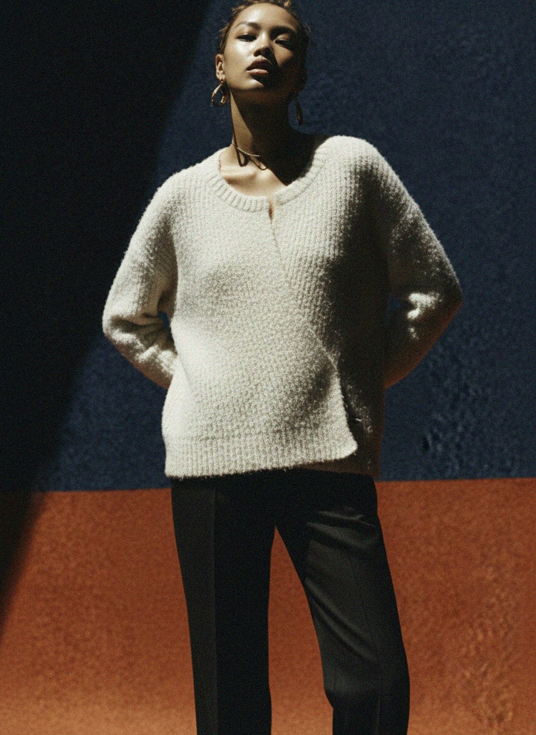 Textured Boucle Knit Sweater zdjęcie 2