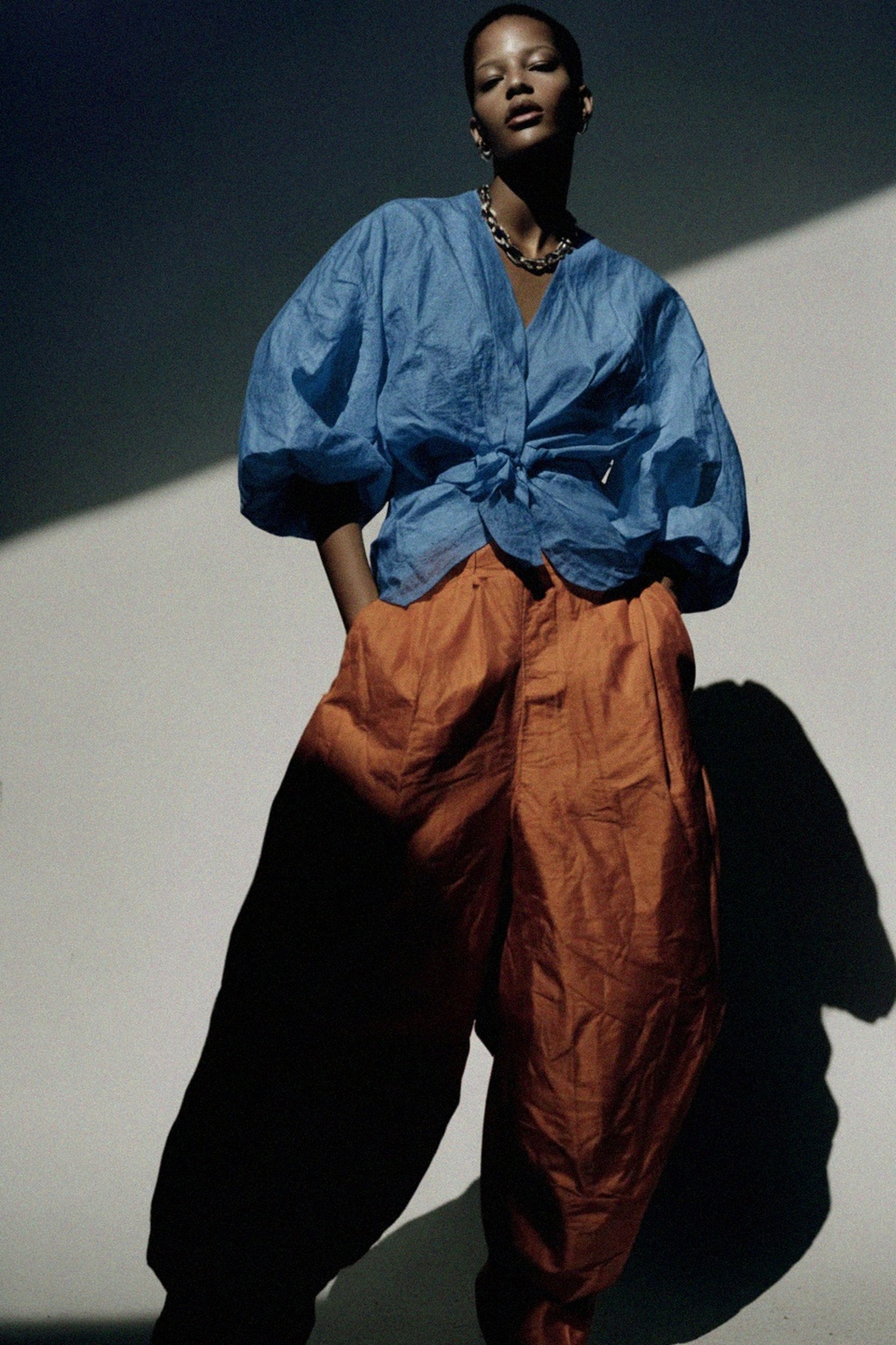 Textured Blue Blouse with Puff Sleeves zdjęcie 2