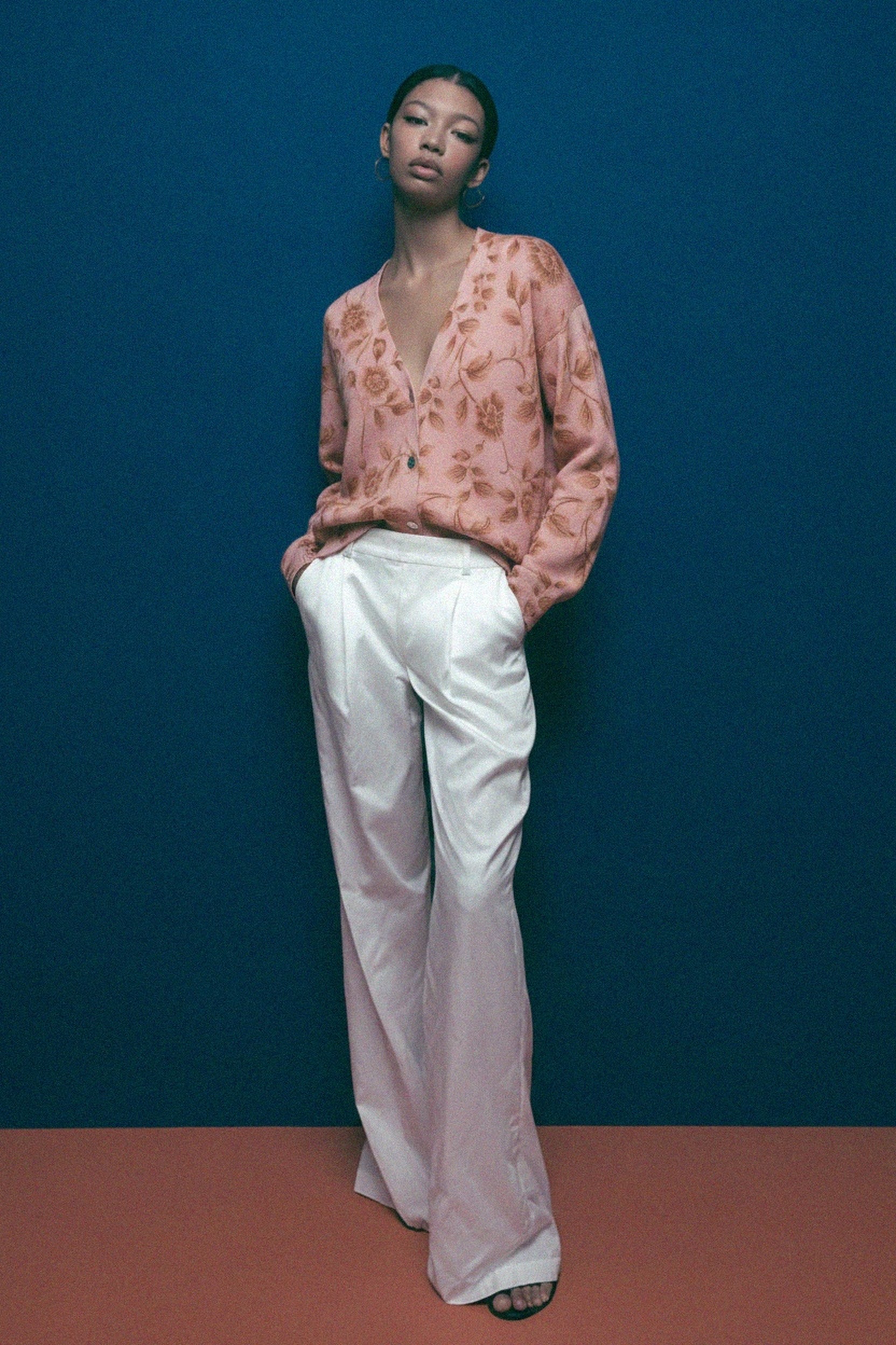 Floral Knit Cardigan with Button Closure zdjęcie 2