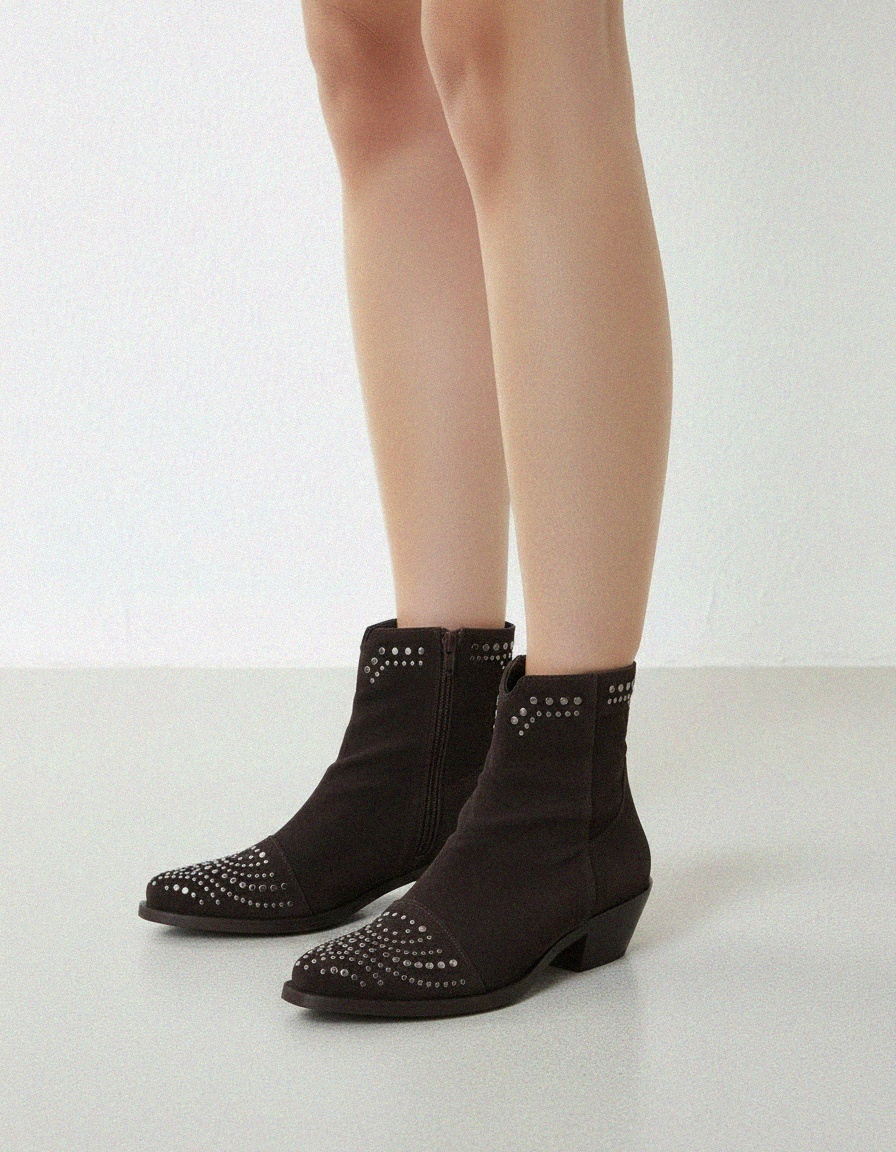 Dark Brown Suede Studded Ankle Boots zdjęcie 2