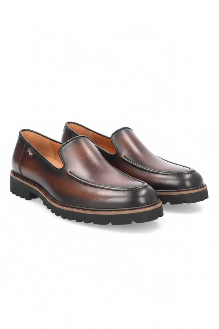 Burnished Leather Loafers with Lug Sole zdjęcie 1