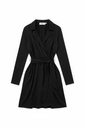 Elegancka czarna mini sukienka z wiązaniem w talii