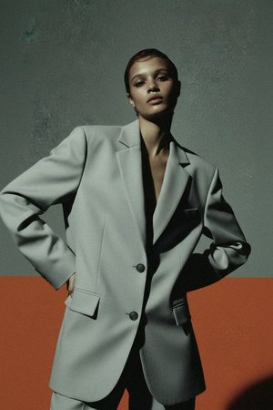 Marynarka o luźnym kroju oversize