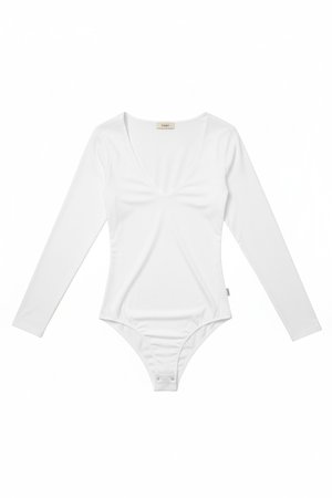 Biały body z długim rękawem i dekoltem w serek