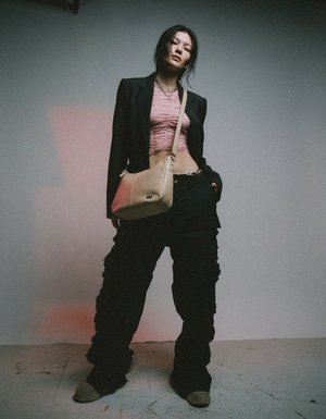 Everyday Beige Leather Shoulder Bag