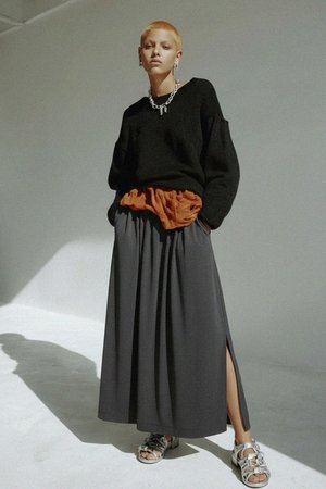 Elegant Flowing Maxi Skirt with Side Slit