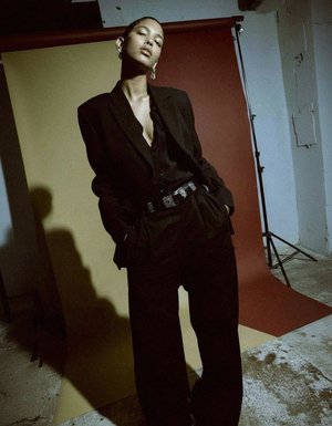 Black Pleated Wide-Leg Trousers