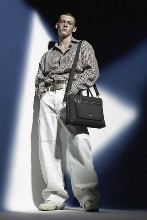 Elegancka profesjonalna torba aktówka z paskiem na ramię