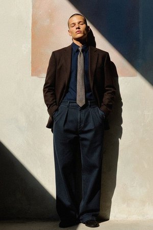 Krawat w brązową kratkę